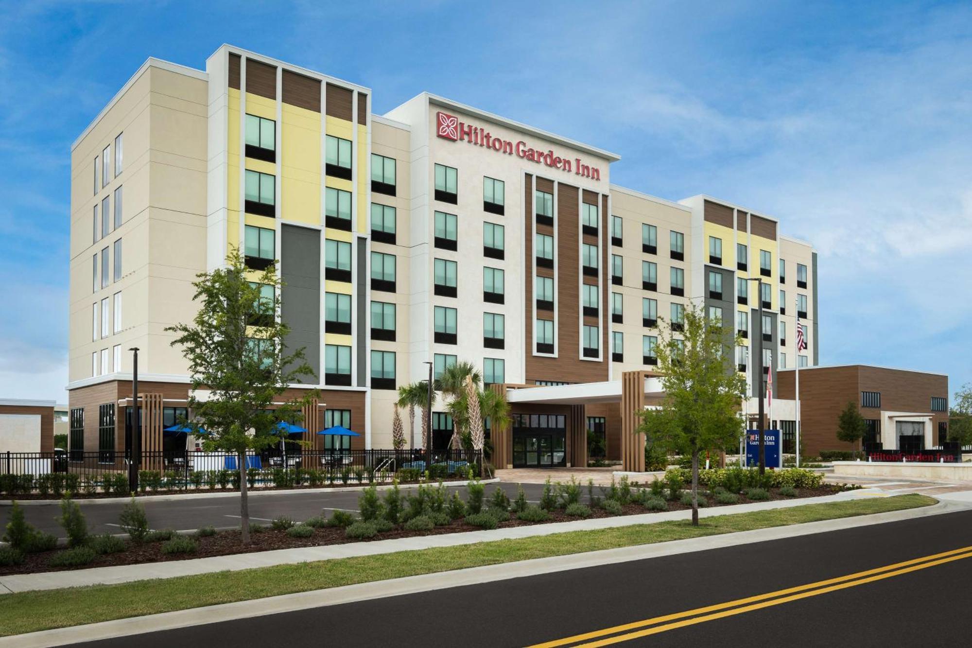 Hilton Garden Inn Orlando I-4 Millenia Blvd Mall Exterior foto